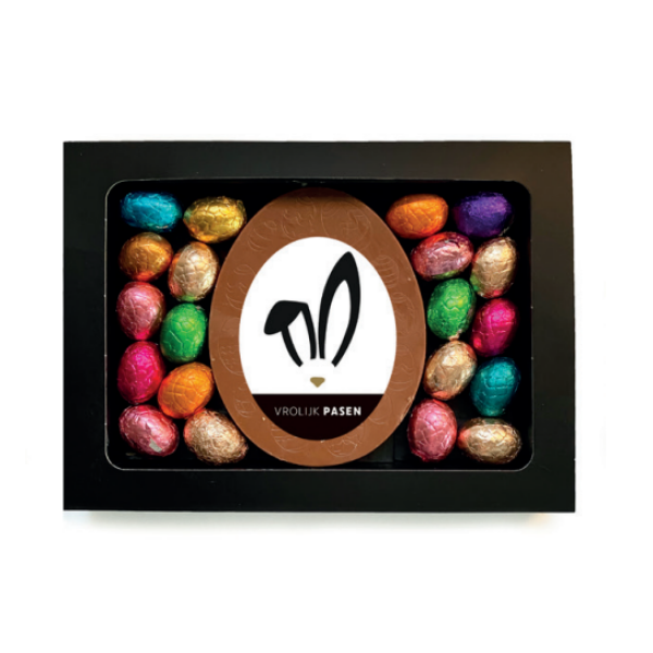 Vrolijk Pasen - Ei melkchocolade met staniol eitjes in vensterdoos